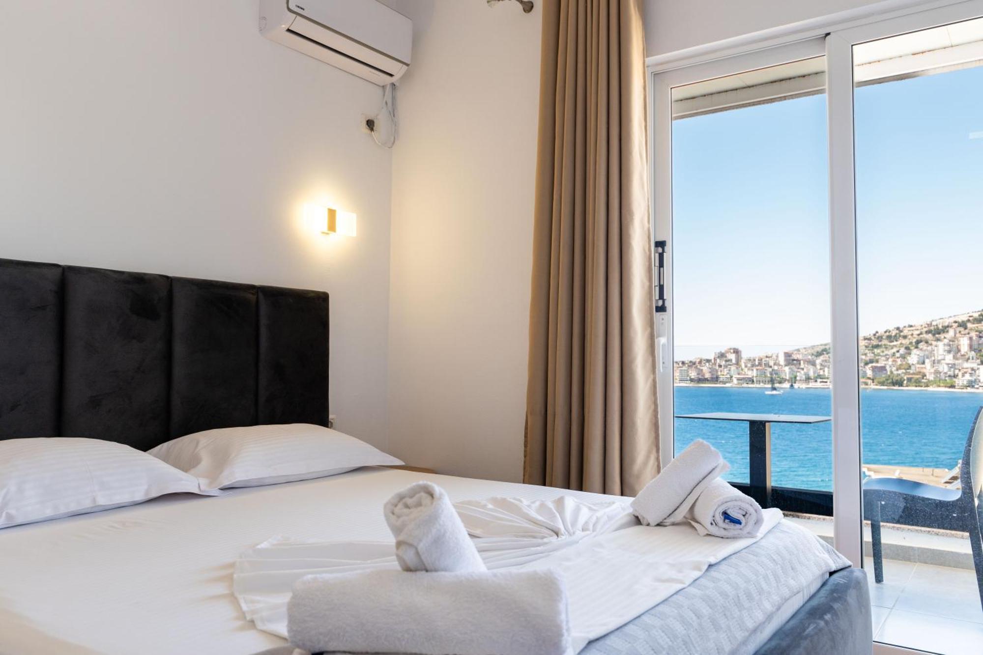 Hotel Vola Sarandë Exterior foto